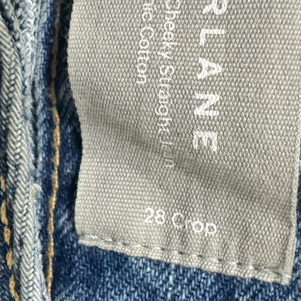 Everlane Curvy 90s Cheeky Straight Crop Size 28
